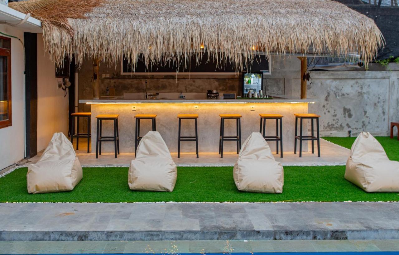 Zentiga Surf Hostel Canggu Esterno foto